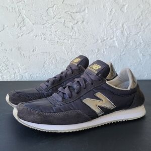 New Balance 574 Shoes Womens Size 7.5 Navy Suede Retro Running Casual Sneakers